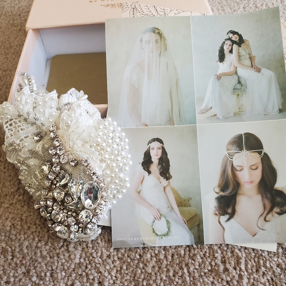 Twigs and Honey - Wedding Hair Adornment - Picture 1 of 5